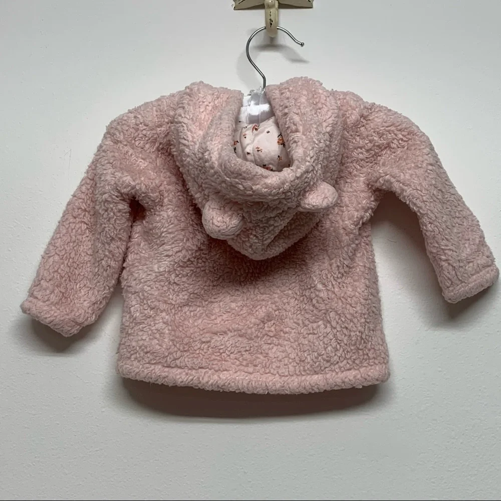 Carter’s Size 18 Months Baby Girl Pink Fur Hooded Zip Up Coat Jacket w/ Ears